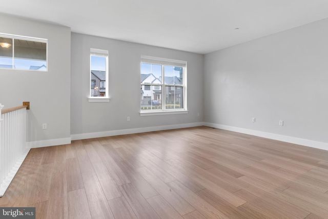 303 ESTATE DR, Mechanicsburg, PA 17055