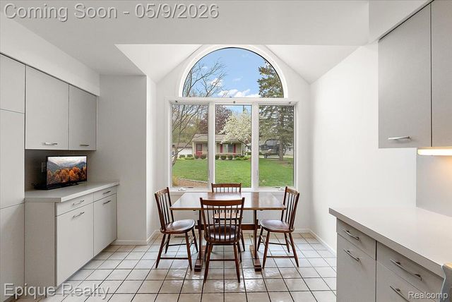 4521 Parnell Drive, Waterford Charter Township, MI 48346