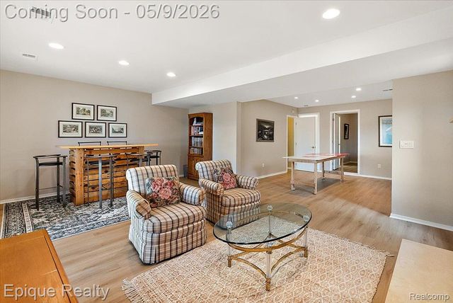 4521 Parnell Drive, Waterford Charter Township, MI 48346