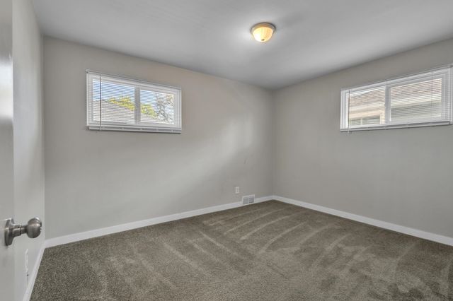 1007 E Walton Ave, Spokane, WA 99207