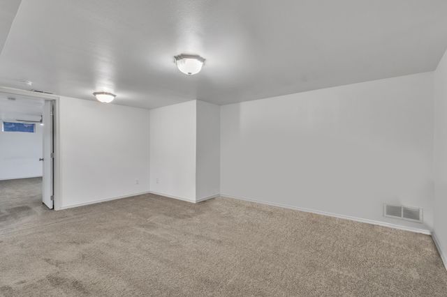1007 E Walton Ave, Spokane, WA 99207