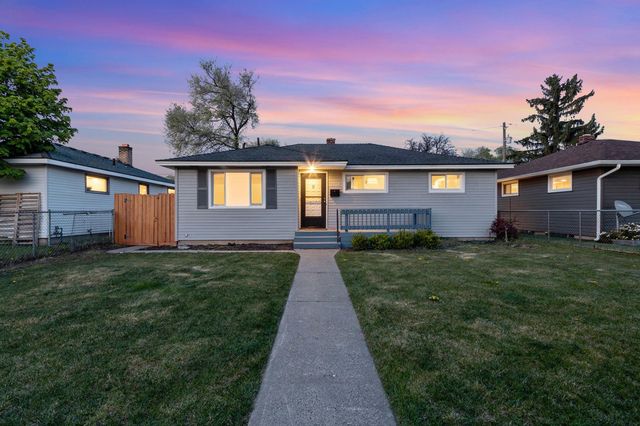 1007 E Walton Ave, Spokane, WA 99207