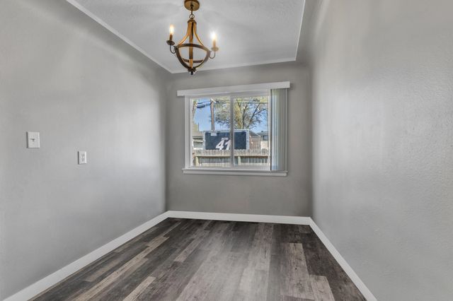 1007 E Walton Ave, Spokane, WA 99207