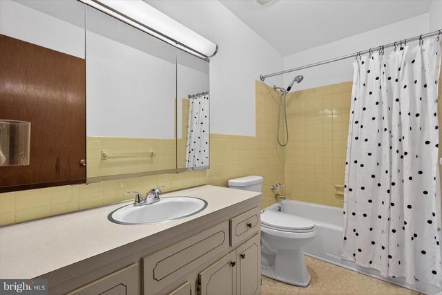 1441 HANEY DR, Harrisburg, PA 17109