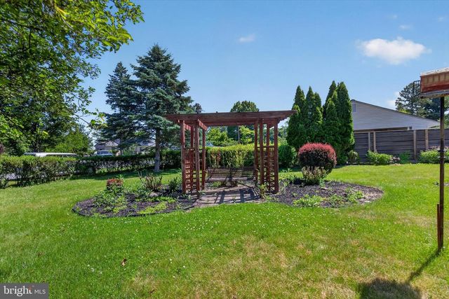 1441 HANEY DR, Harrisburg, PA 17109
