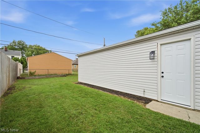 1616 Marietta Avenue, Parma, OH 44134