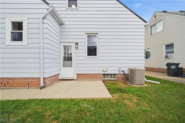 1616 Marietta Avenue, Parma, OH 44134