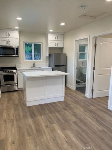 325 Sturtevant Dr., Sierra Madre, CA 91024