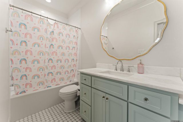 13236 Magnolia Square Dr, Baton Rouge, LA 70818