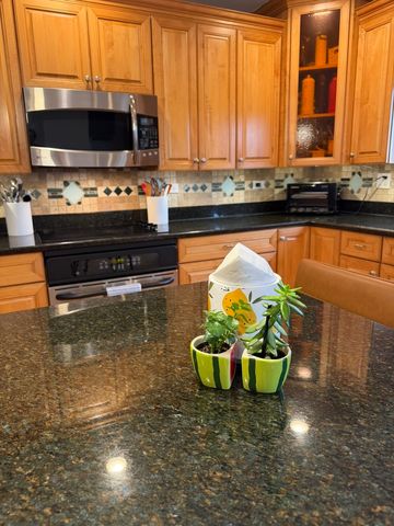 7533 W Carmen Avenue, Harwood Heights, IL 60706