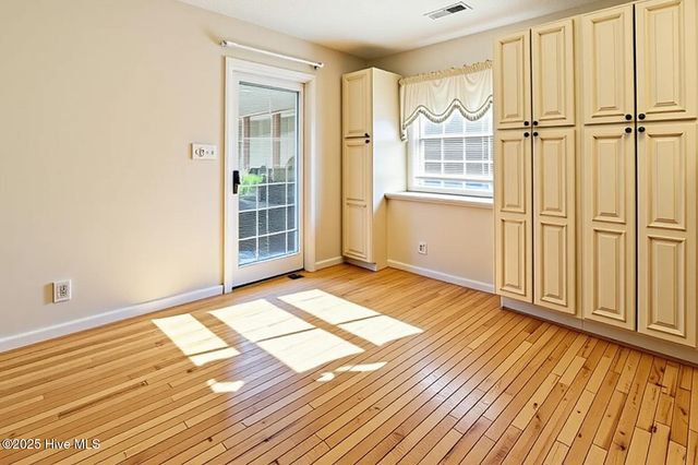 202 W Bedford Road, Wilmington, NC 28411