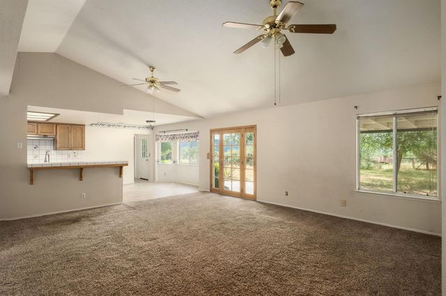 35009 Old Creek Road, Auberry, CA 93602