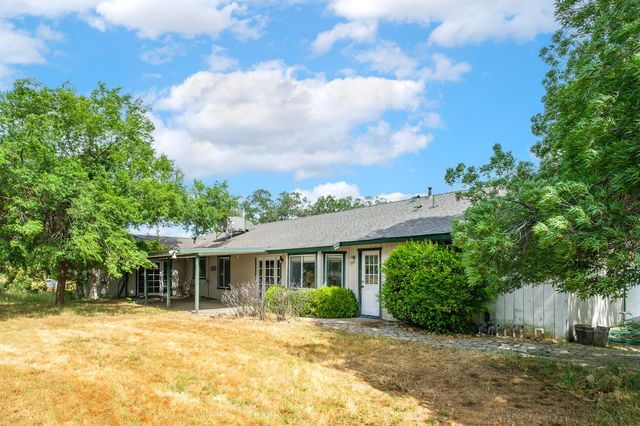 35009 Old Creek Road, Auberry, CA 93602