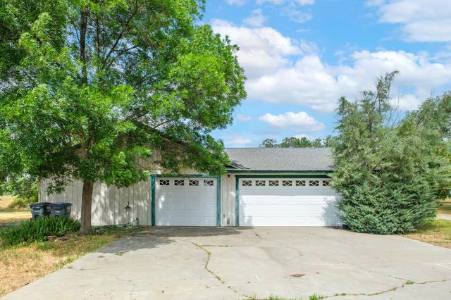 35009 Old Creek Road, Auberry, CA 93602
