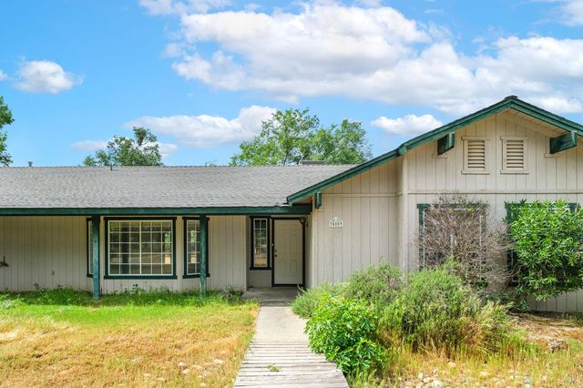 35009 Old Creek Road, Auberry, CA 93602