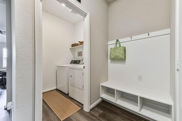 3213 Fig Tree Ln, Texas City, TX 77590