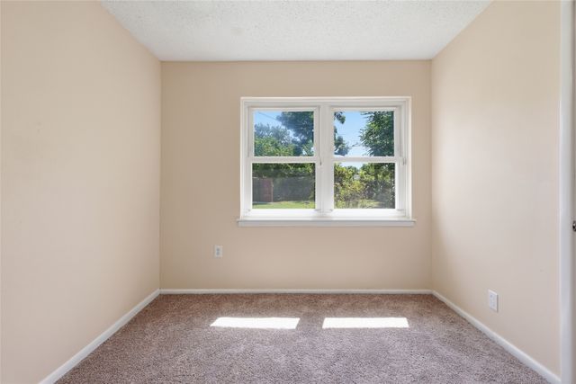 807 Highland Drive, Arlington, TX 76010