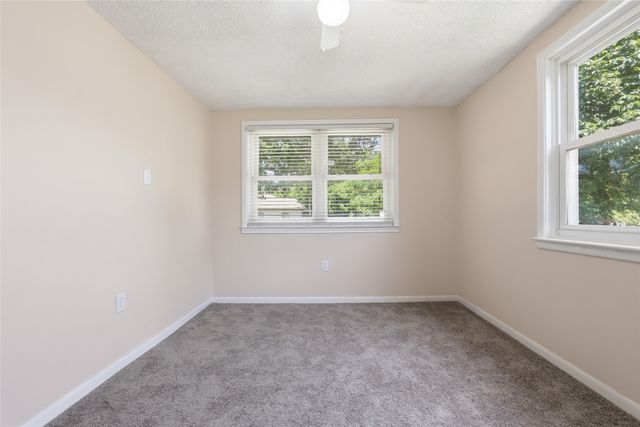 807 Highland Drive, Arlington, TX 76010