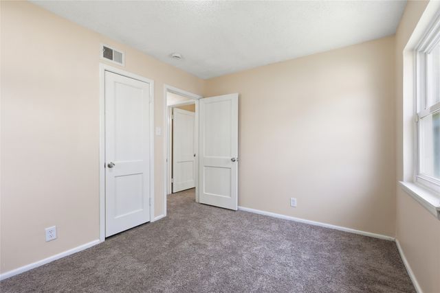 807 Highland Drive, Arlington, TX 76010