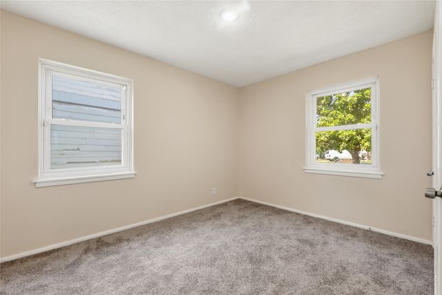 807 Highland Drive, Arlington, TX 76010