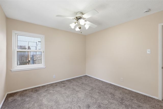 807 Highland Drive, Arlington, TX 76010