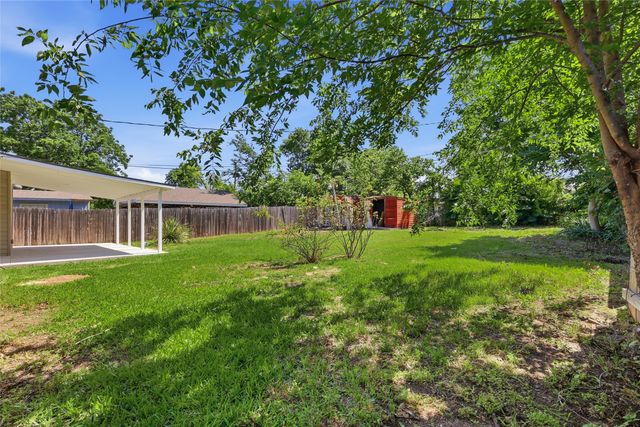 807 Highland Drive, Arlington, TX 76010