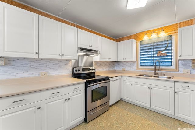 2915 Koali Road C, Honolulu, HI 96826