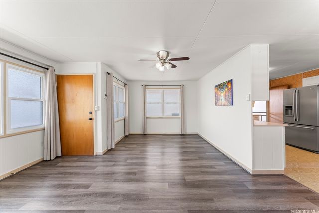 2915 Koali Road C, Honolulu, HI 96826