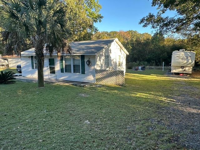 307 Irick Drive, Eutawville, SC 29048