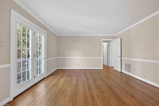 104 Meadowood Drive, Burlington, NC 27215