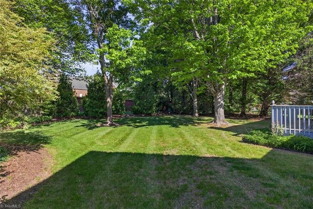 104 Meadowood Drive, Burlington, NC 27215