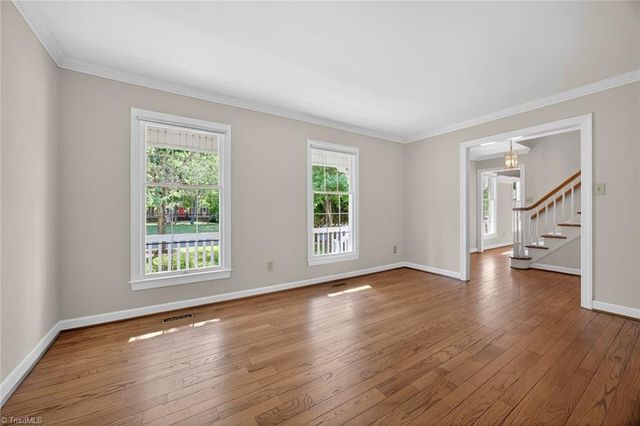 104 Meadowood Drive, Burlington, NC 27215