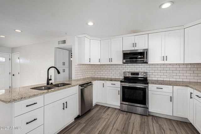 1420 N Rose Street, Tempe, AZ 85288