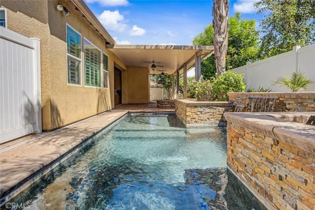 118 Guilden Grove, Bakersfield, CA 93312