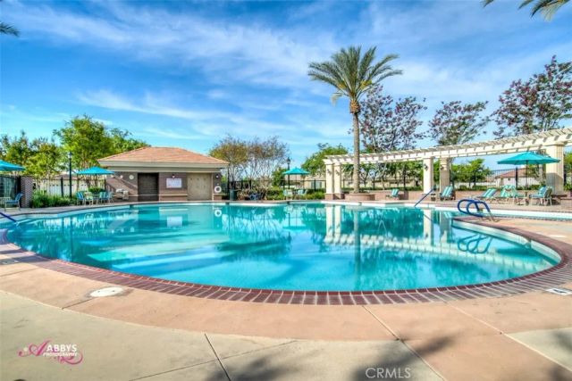 118 Guilden Grove, Bakersfield, CA 93312