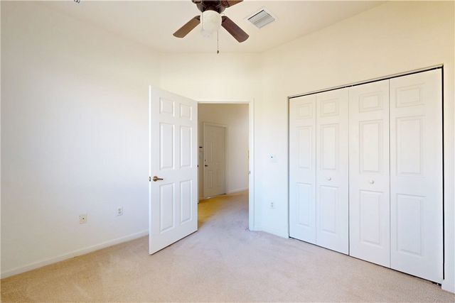 2531 Stockbridge Square SW, Vero Beach, FL 32962