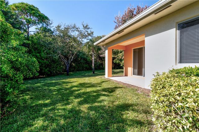 2531 Stockbridge Square SW, Vero Beach, FL 32962