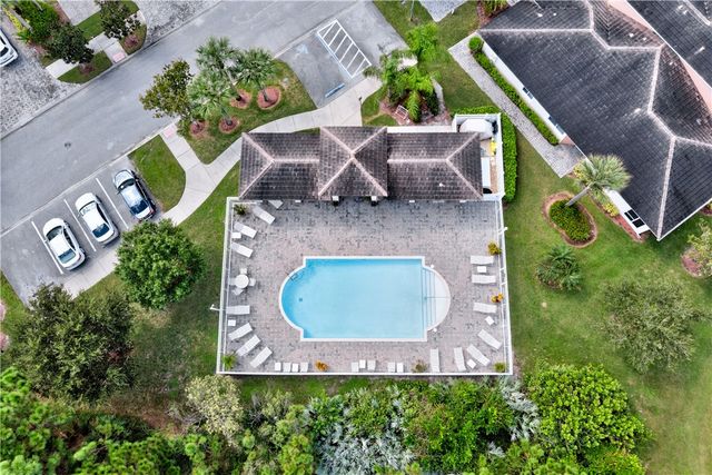2531 Stockbridge Square SW, Vero Beach, FL 32962
