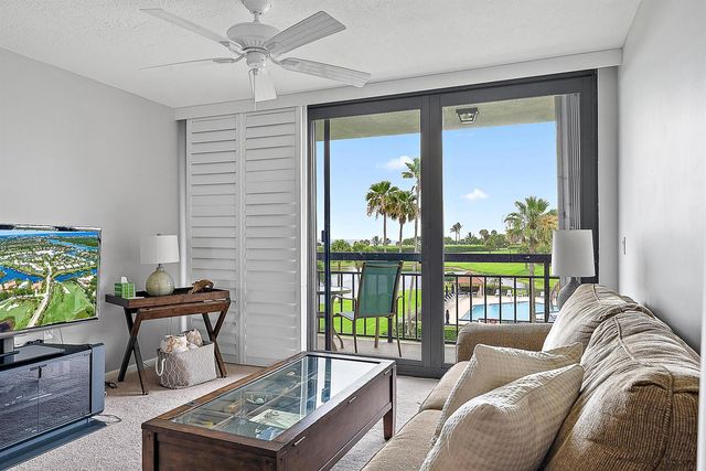 301 S Seas Drive 305, Jupiter, FL 33477