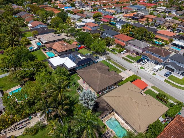 14762 SW 143rd Ter, Miami, FL 33196