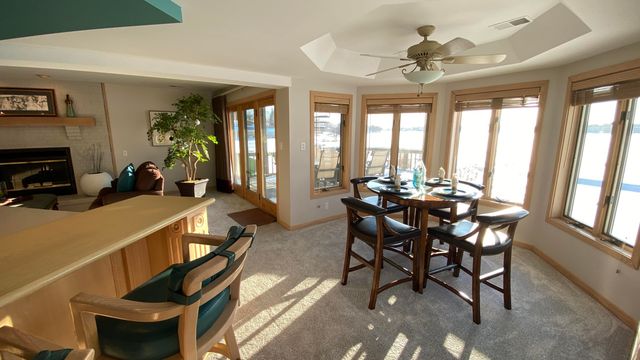 2480 E Lakeshore Drive, Crown Point, IN 46307