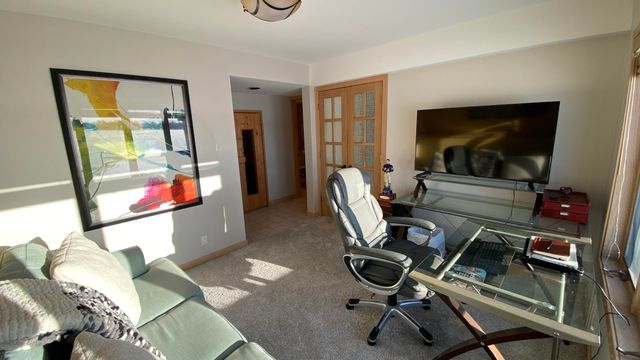 2480 E Lakeshore Drive, Crown Point, IN 46307