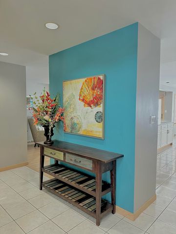 2480 E Lakeshore Drive, Crown Point, IN 46307