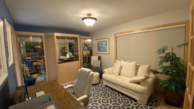 2480 E Lakeshore Drive, Crown Point, IN 46307