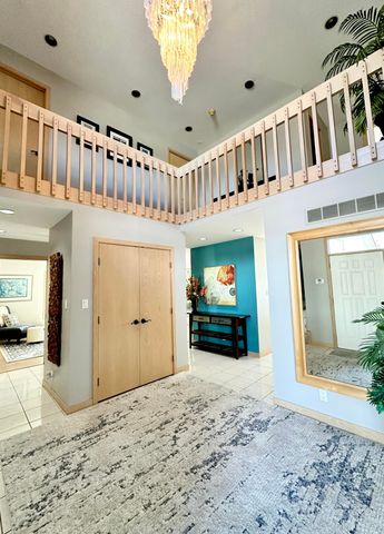 2480 E Lakeshore Drive, Crown Point, IN 46307