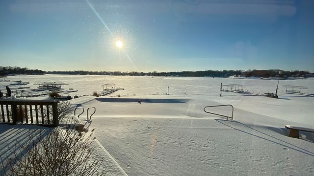 2480 E Lakeshore Drive, Crown Point, IN 46307