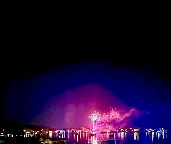 2480 E Lakeshore Drive, Crown Point, IN 46307