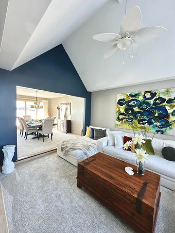 2480 E Lakeshore Drive, Crown Point, IN 46307