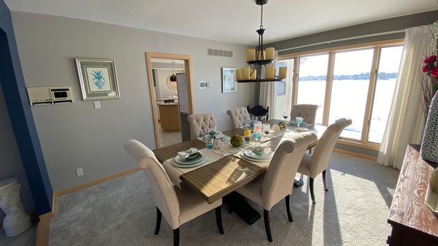 2480 E Lakeshore Drive, Crown Point, IN 46307