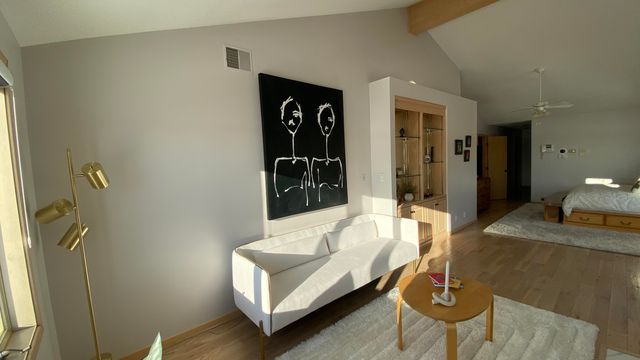 2480 E Lakeshore Drive, Crown Point, IN 46307